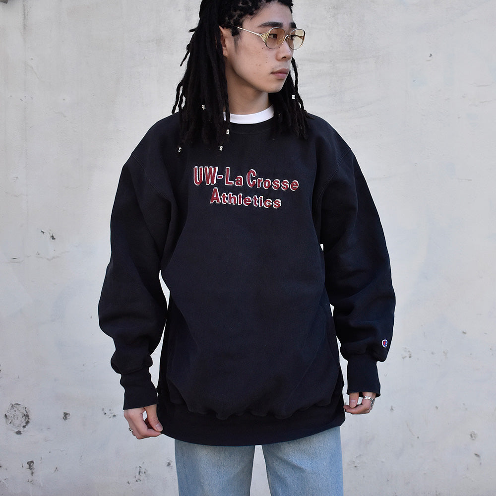 90's Champion ブラック! バックプリント入り! “UW-La Crosse Athletics” RWスウェット 240128H