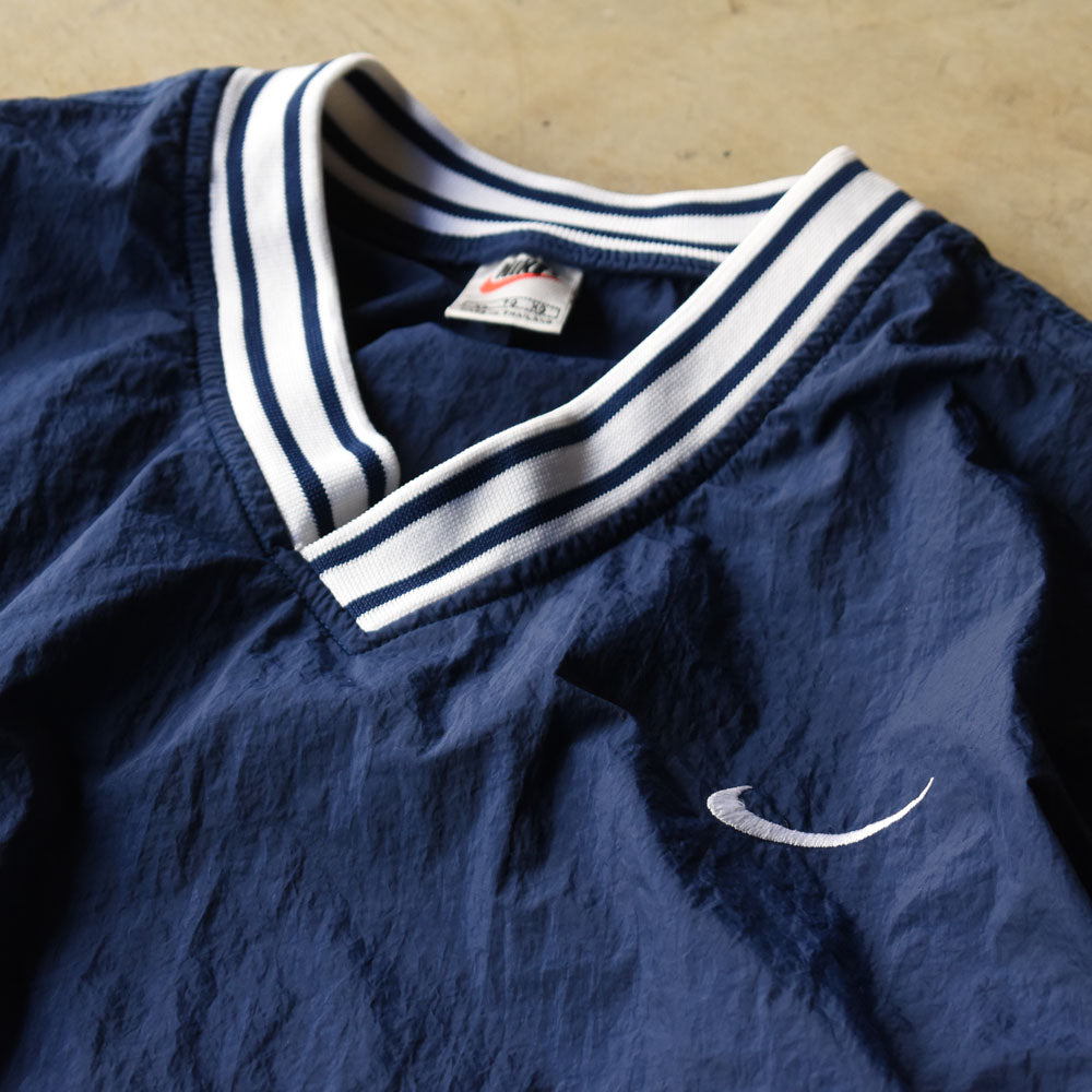 90’s NIKE ナイロンプルオーバー 230905