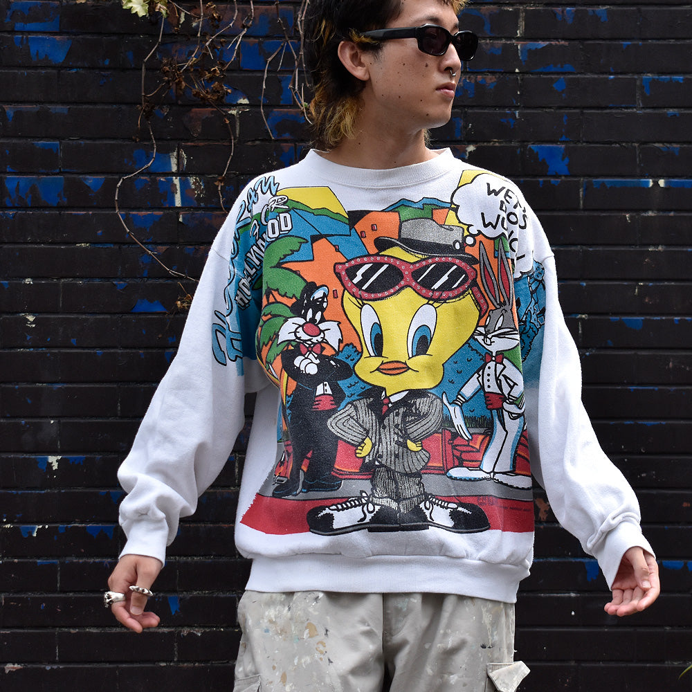 90's AOP! Looney Tunes キャラクター スウェット USA製 230918H