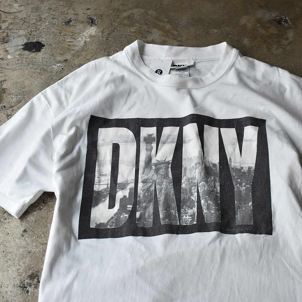 90's DKNY “ニューヨーク・フォト” Tシャツ USA製 250709H – LABORATORY®
