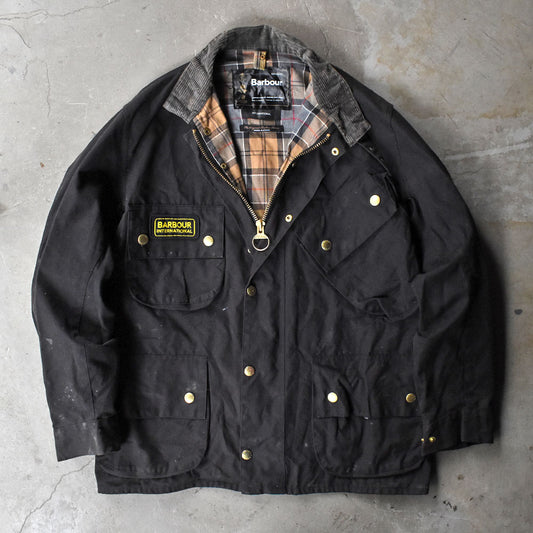 Barbour “INTERNATIONAL” オイルドコットン ジャケット イングランド製  251028H