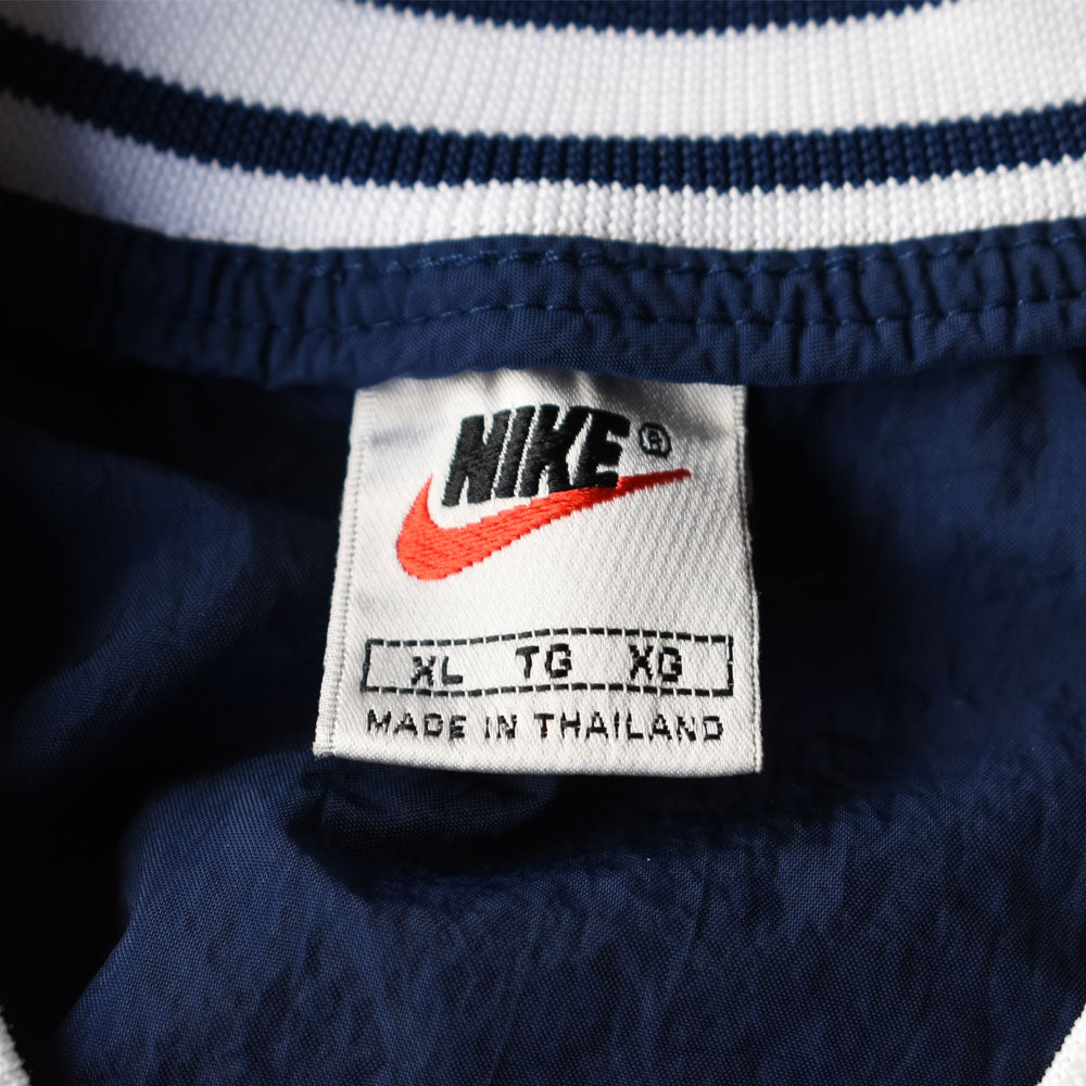 90’s NIKE ナイロンプルオーバー 230905