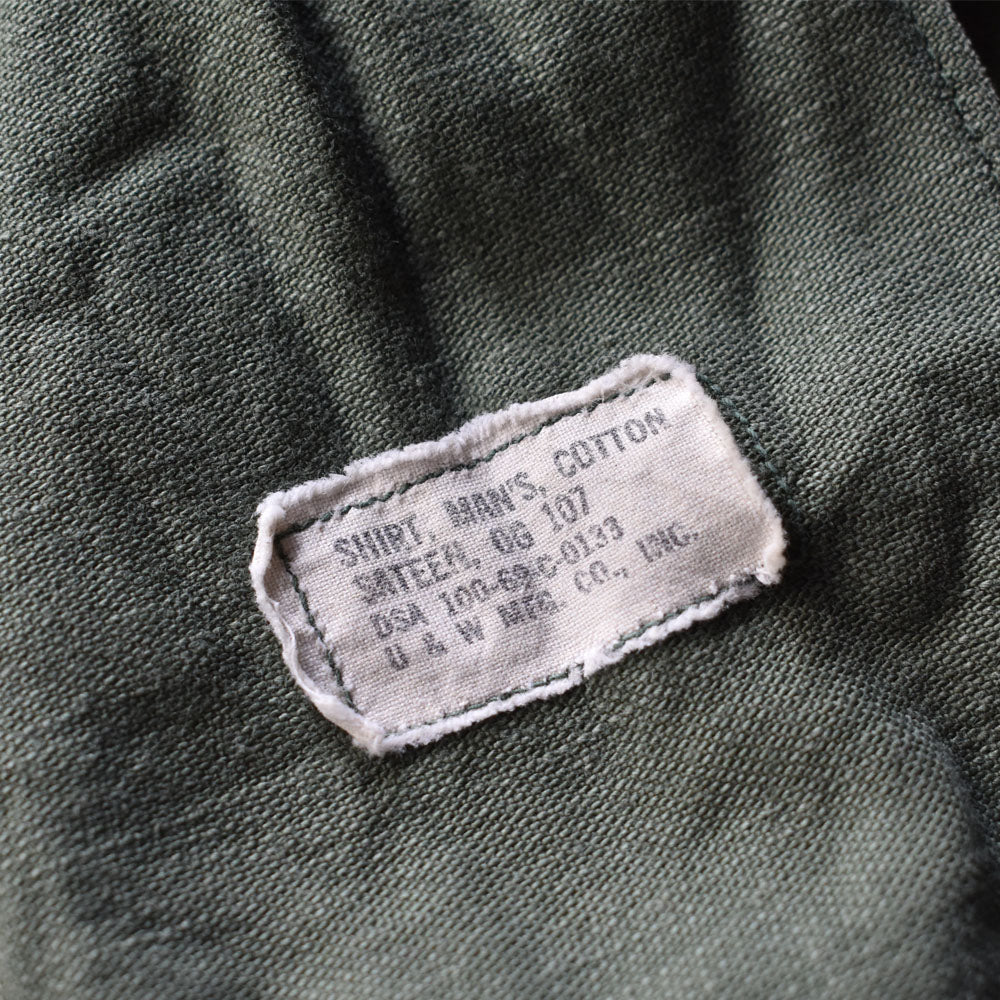 '69 U.S.ARMY シャツ袖 4th ユーティリティシャツ 240418