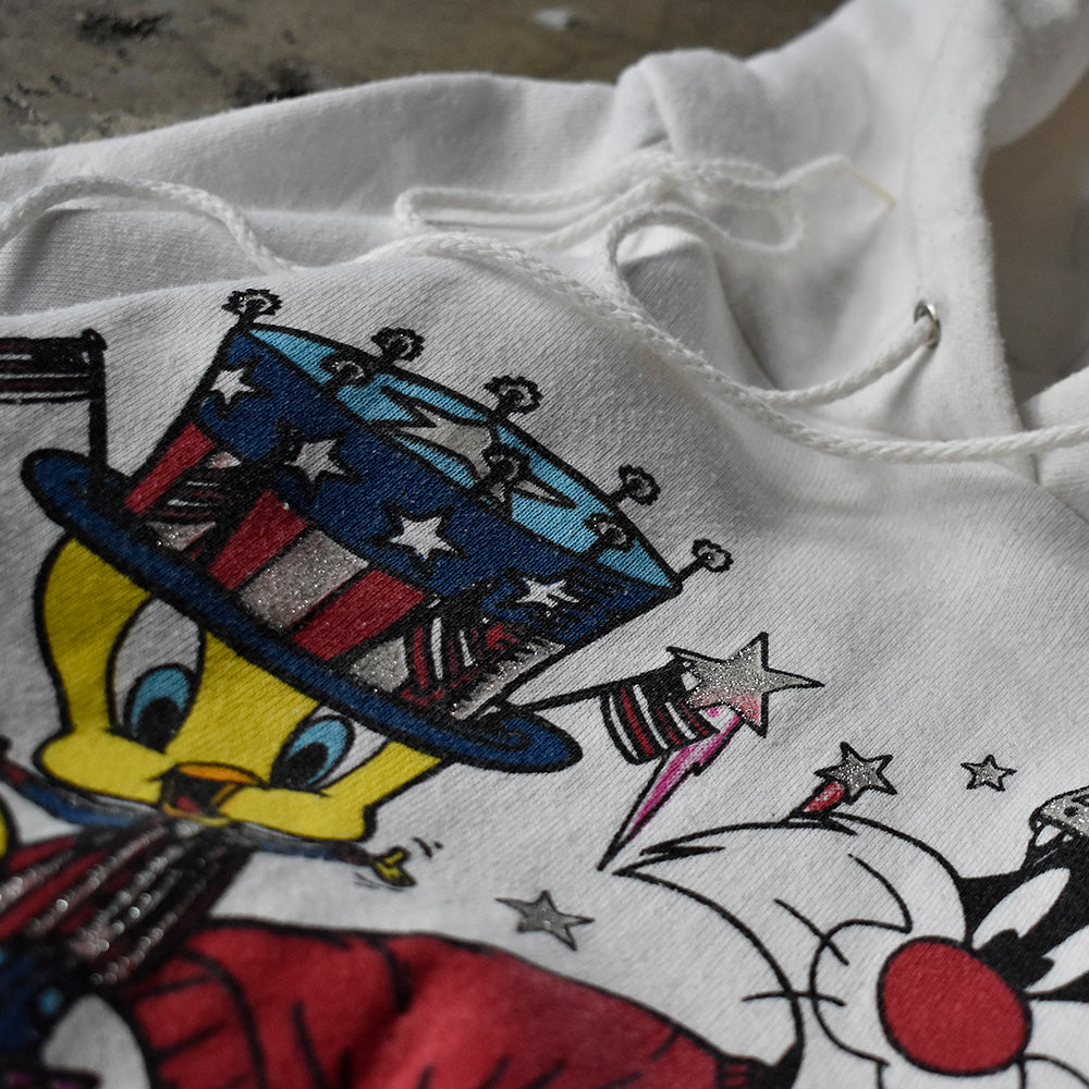 90’s Looney Tunes “” キャラクター パーカー USA製 231215