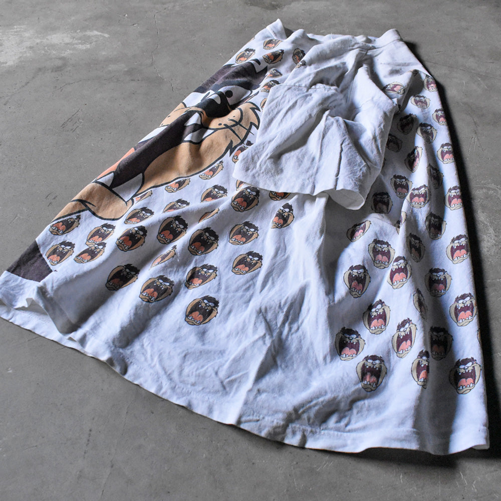 90's Looney Tunes ”TAZ” 総柄 Tシャツ 240421