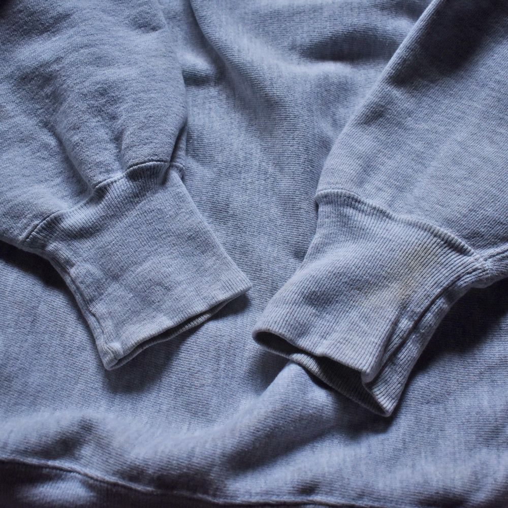 90's Champion/チャンピオン “University of Massachusetts” 3段プリント RWスウェット USA製 230523