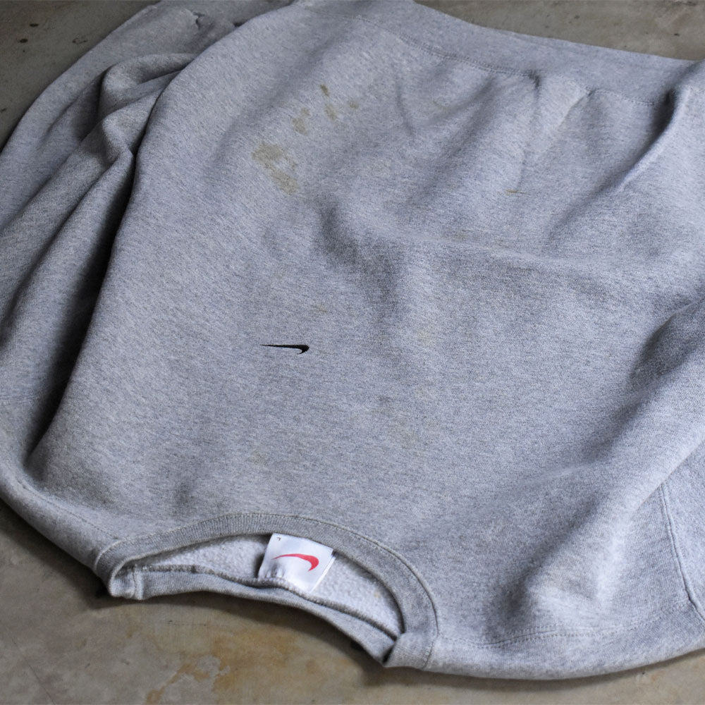 90's NIKE small swoosh ロゴ刺繍 スウェット USA製 250401 – LABORATORY®