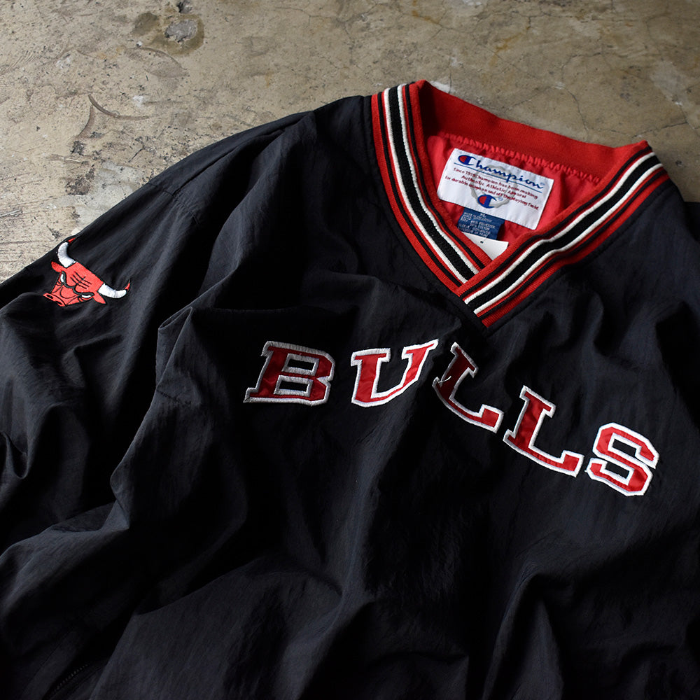 90's~ Champion NBA “Chicago Bulls” プルオーバー ナイロンジャケット 231001H
