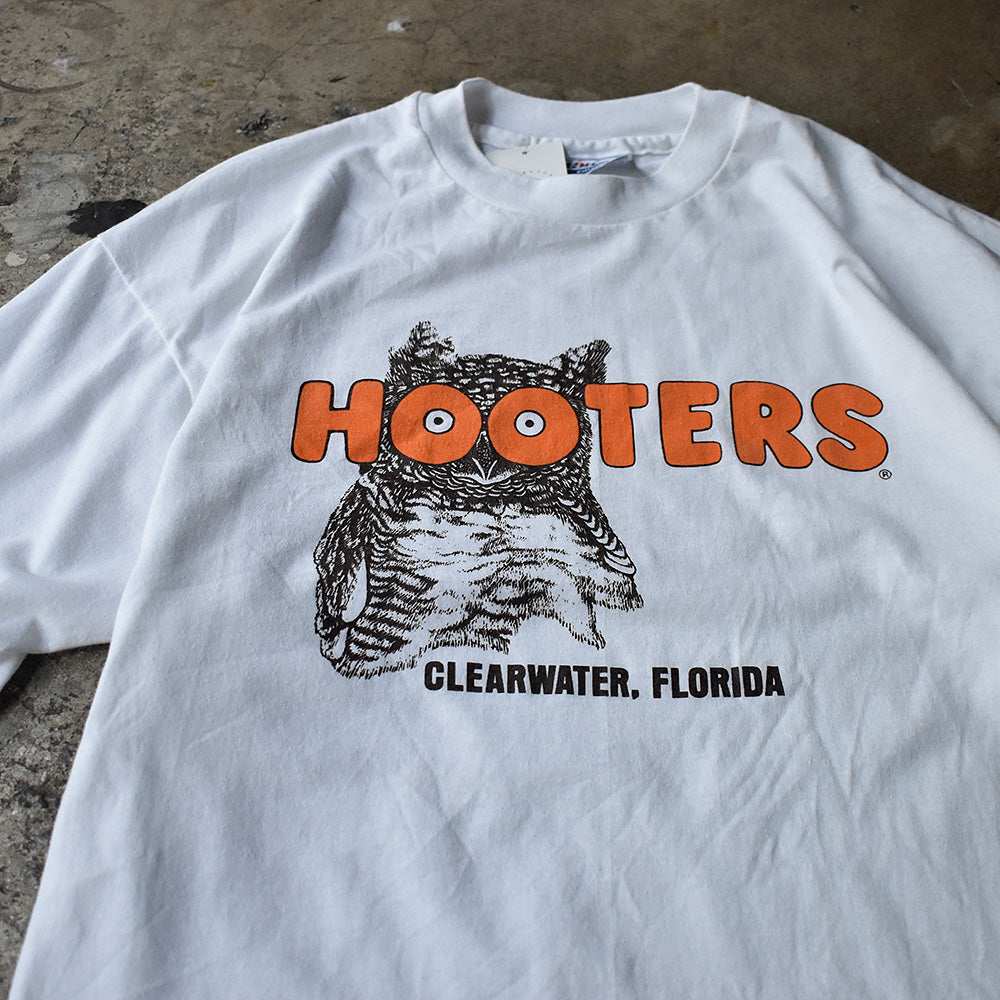 90’s HOOTERS “More Than a Mouthful”Tシャツ USA製 250813H