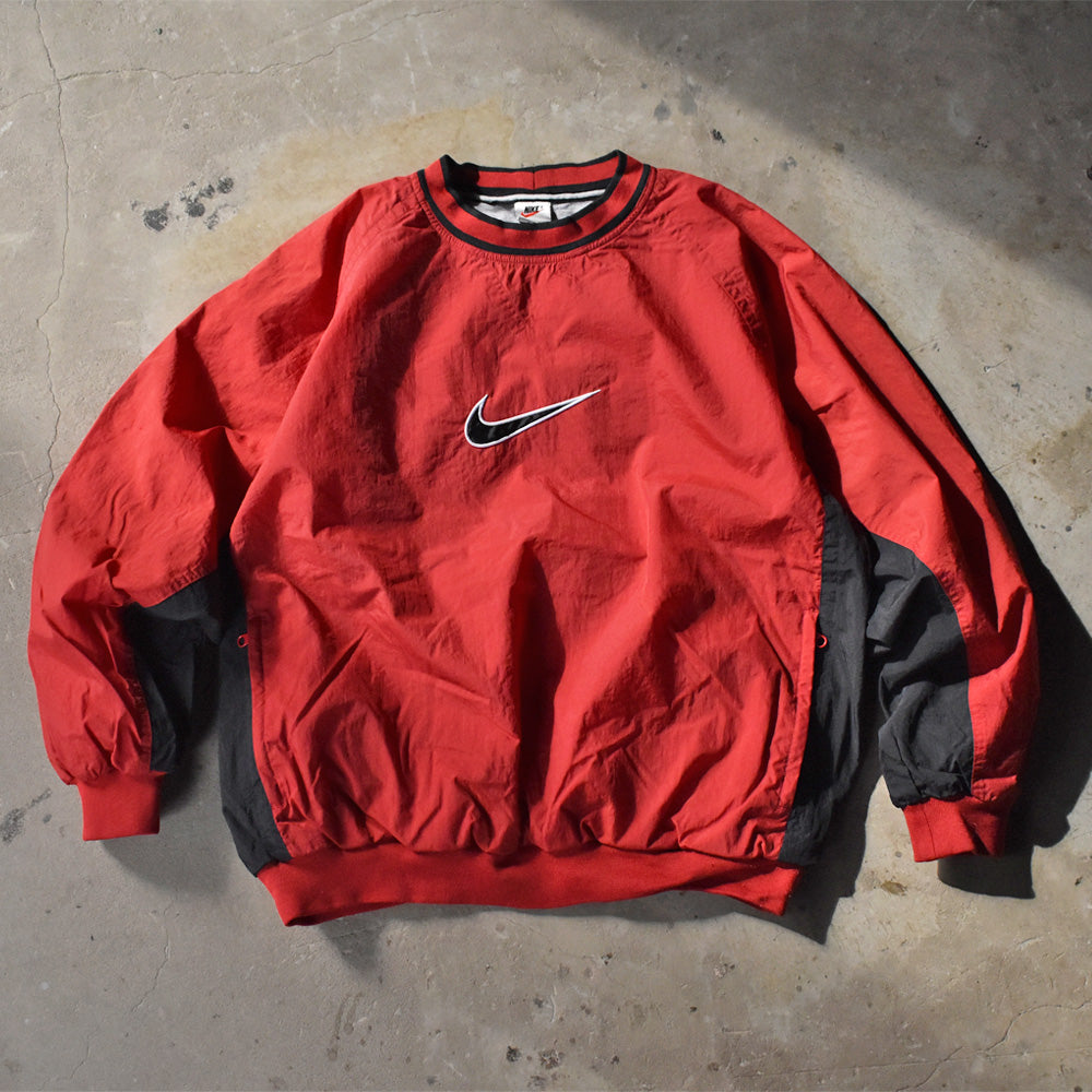 90's NIKE センターロゴ ナイロンプルオーバー 231115