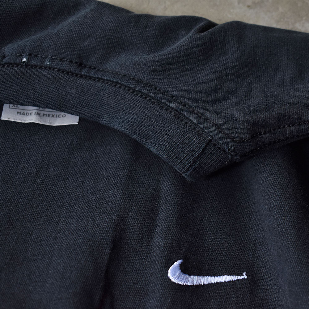 Y2K NIKE swoosh 刺繍ロゴ Tシャツ 240823