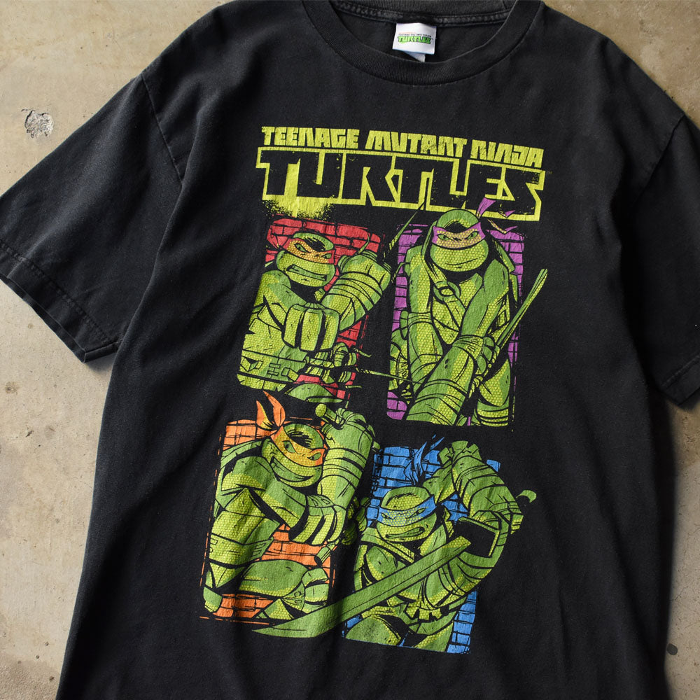 “TEENAGE MUTANT NINJA TURTLES” キャラクター Tシャツ 250523
