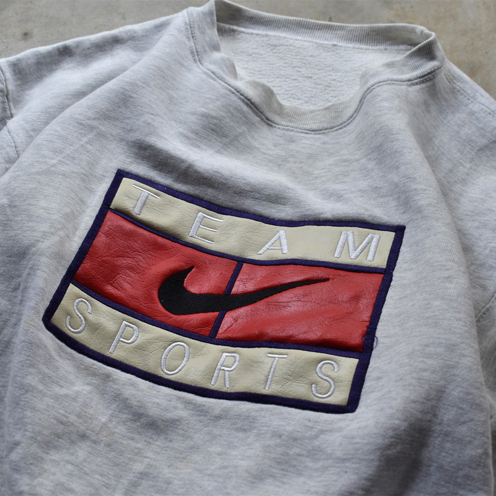 90's ブートレグ NIKE レザーパッチ! ロゴ スウェット 231022