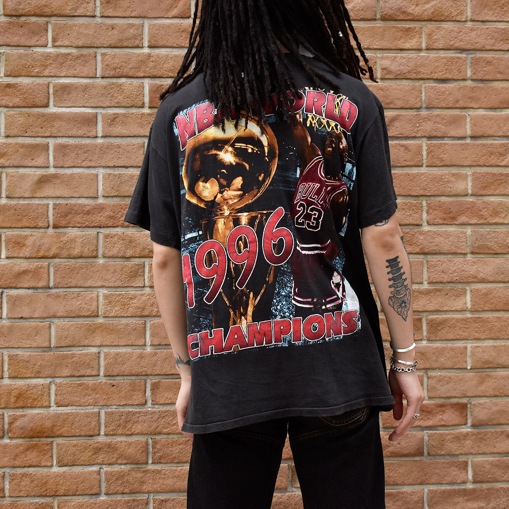 90's Chicago Bulls “1996 NBA Champions" Tシャツ 240409H
