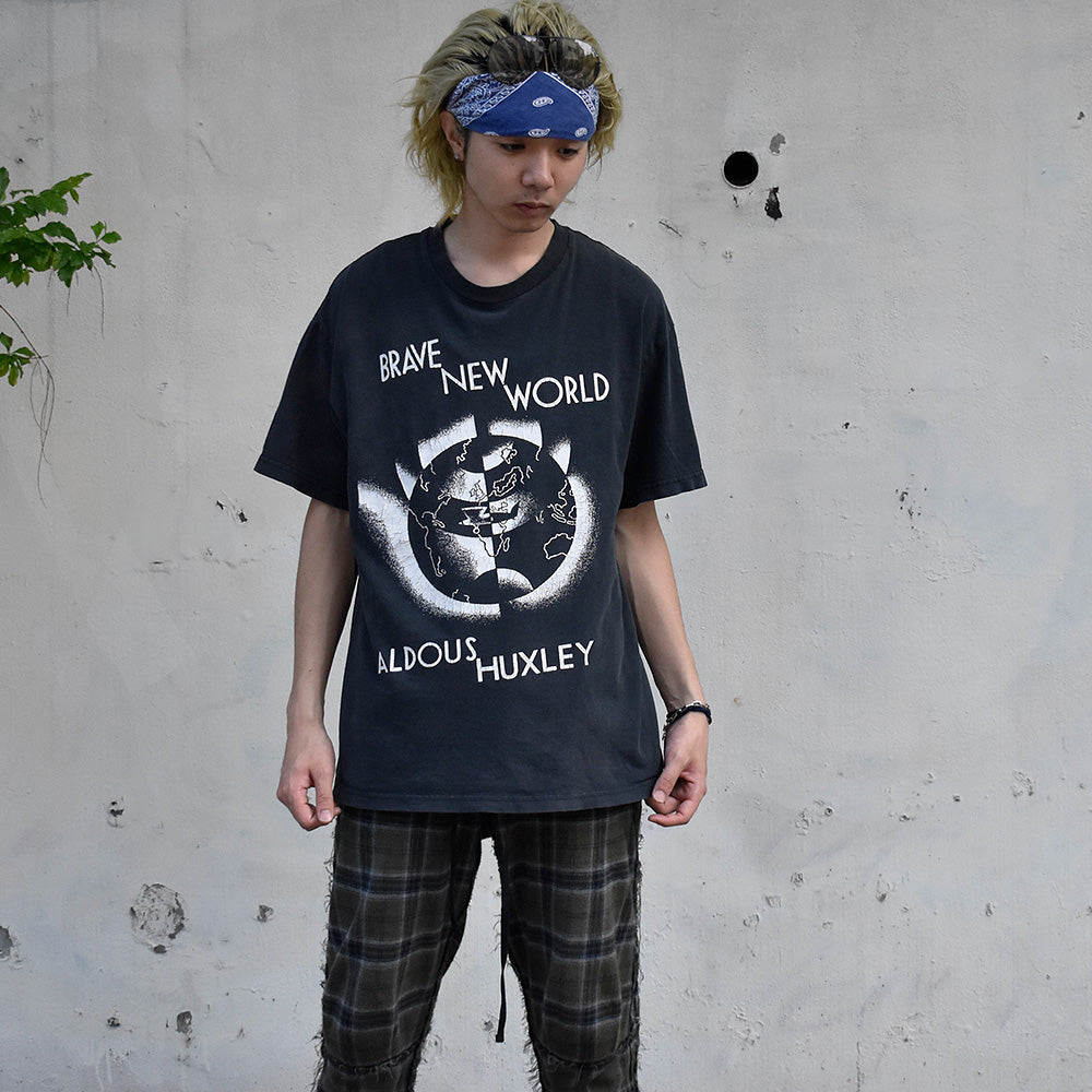 90's~ Aldous Huxley “BRAVE NEW WORLD/すばらしい新世界“ Tシャツ 250624H