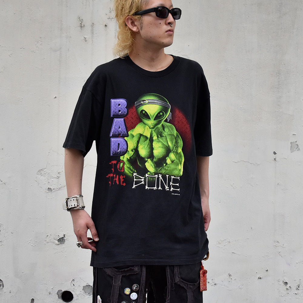 90's Alien “Bad To The Bone“ Tシャツ 240618H