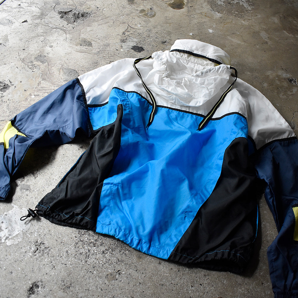 90's NIKE 銀タグ フード付き ナイロンジャケット 250304H