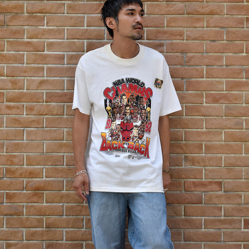 90's デッドストック Chicago Bulls “1991-92 NBA World Champions” Tシャツ USA製 250729H