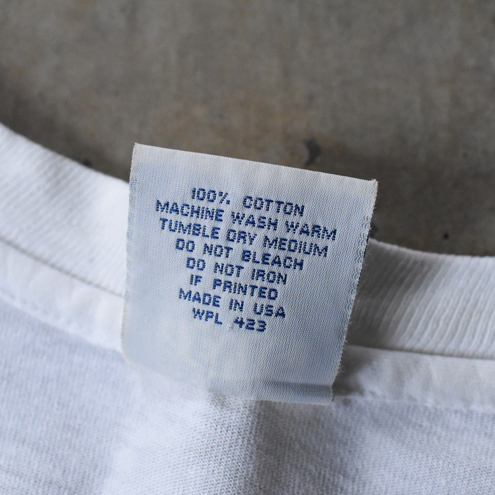 90’s Levi's “BUTTON YOUR SHORTS” Tシャツ USA製 250510