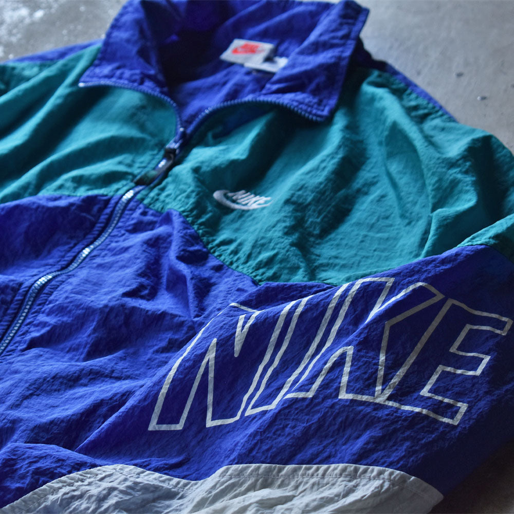 80's NIKE/ナイキ 銀タグ 刺繍ロゴ ナイロンジャケット 230717