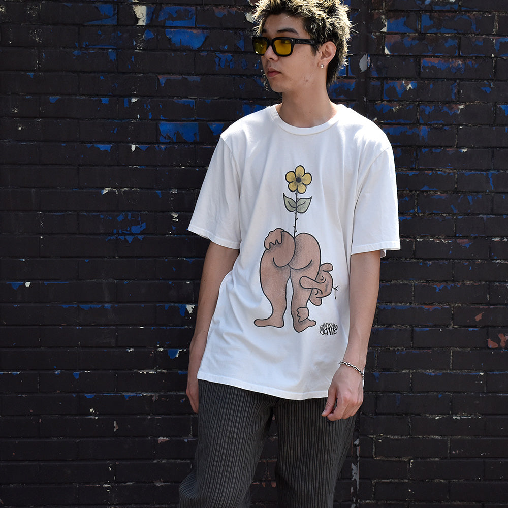 Y2K Coney Island Picnic “flower×butt” Tシャツ 250725H