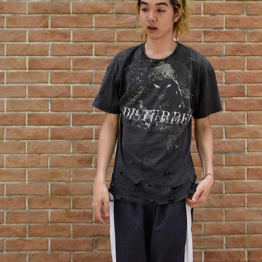 Y2K ボロ! Disturbed “Indestructible“ ロック Tシャツ 250712H