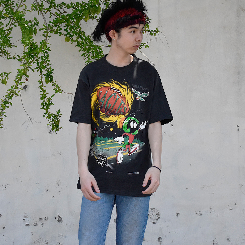 90's Looney Tunes “Marvin the Martian×Philadelphia Eagles” Tシャツ 250515H