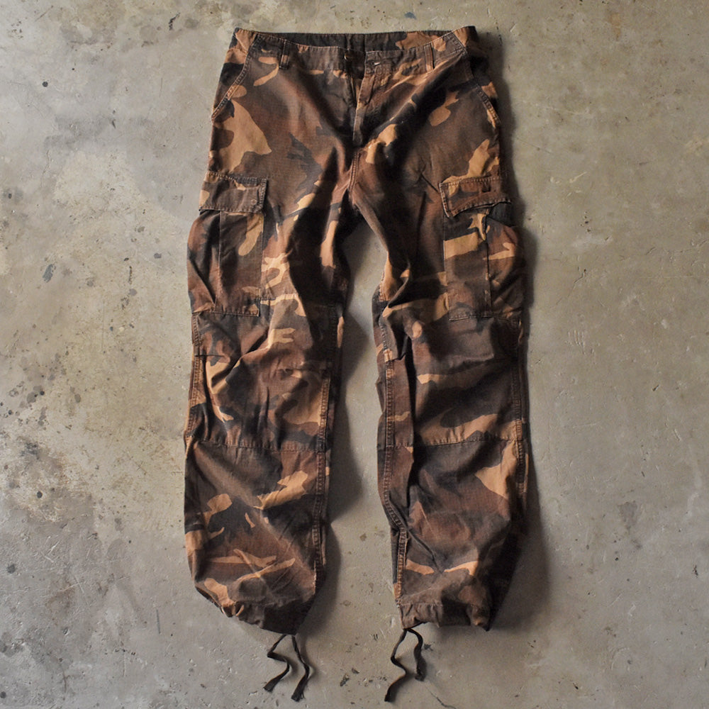 Carhartt 迷彩柄 リップストップ カーゴパンツ 231117