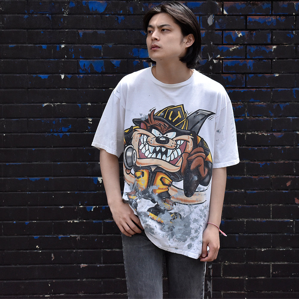 90’s ペンキ! Looney Tunes タズマニアンデビル FIRE DEPT Tシャツ USA製 240510H