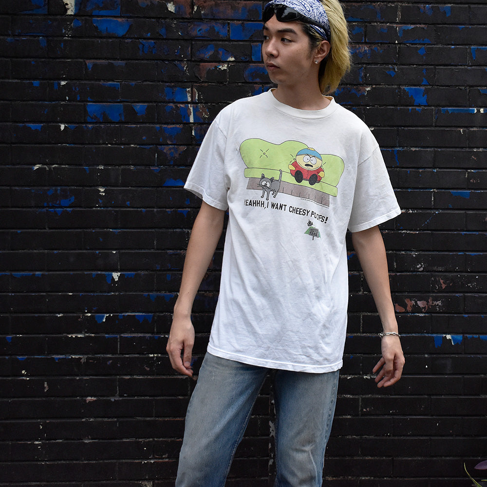 90's South Park “Yeah I Want Cheesy Poofs“ 海外アニメ キャラ Tシャツ 250714H