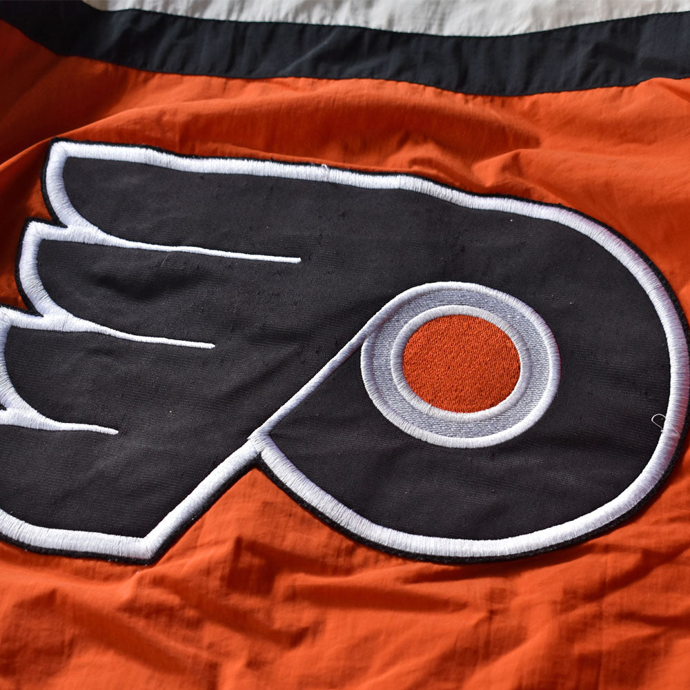 90’s APEX ONE “NHL Philadelphia Flyers” 中綿入り フード付き ナイロンジャケット 240216