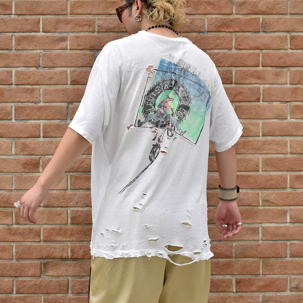 80's ボロ! Levi's Tシャツ 240902H
