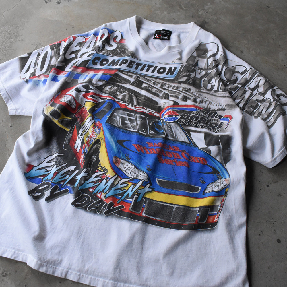 AOP! CHASE authentics “40 YEARS OF COMPETITION” レーシング Tシャツ 250426