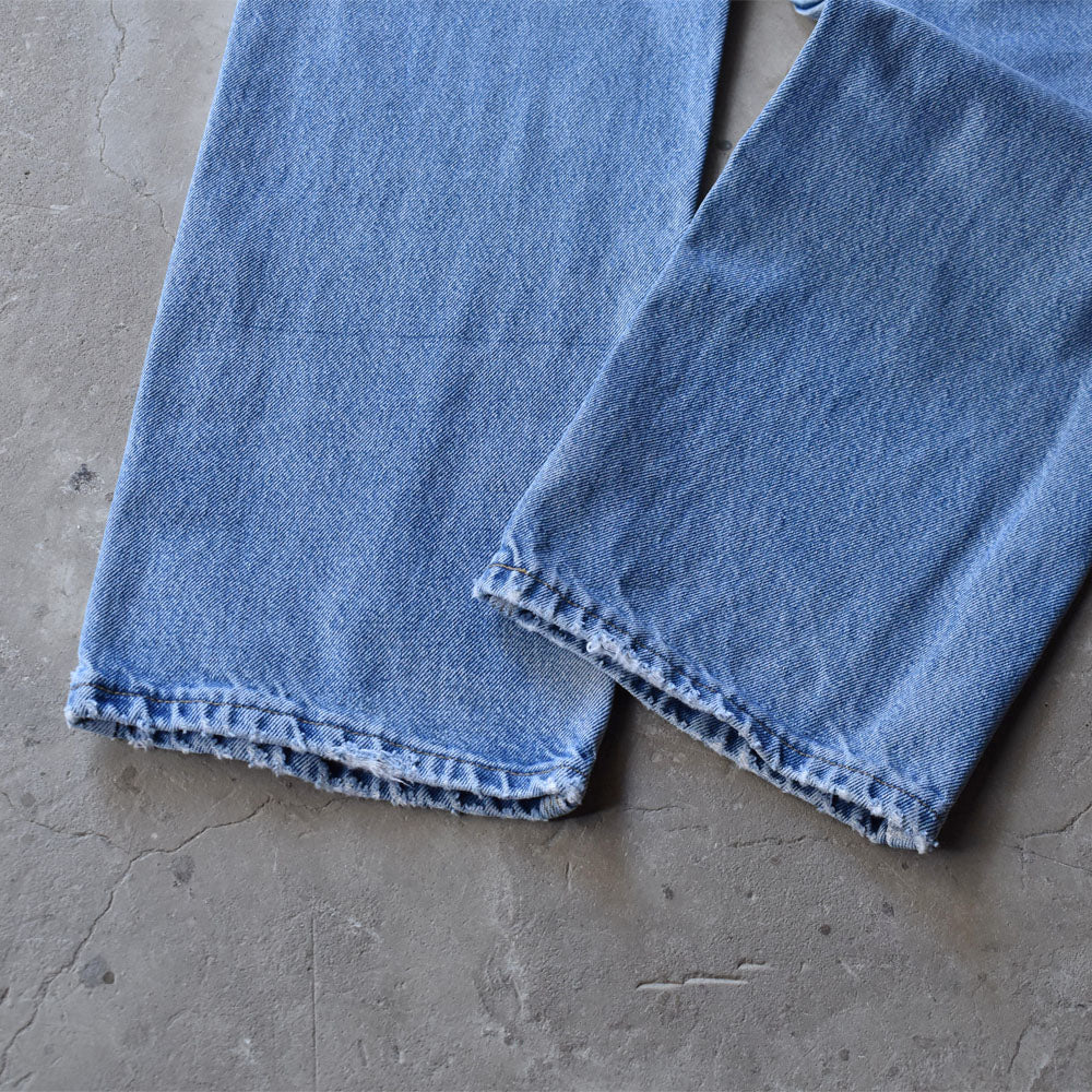 Carhartt “Traditional Fit” デニムパンツ 240729