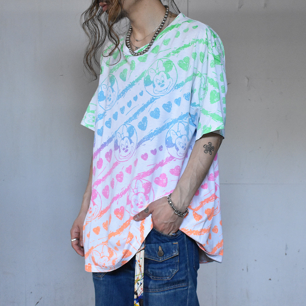 90's Disney/ディズニー AOP! ”Minnie Mouse” Tシャツ 230802
