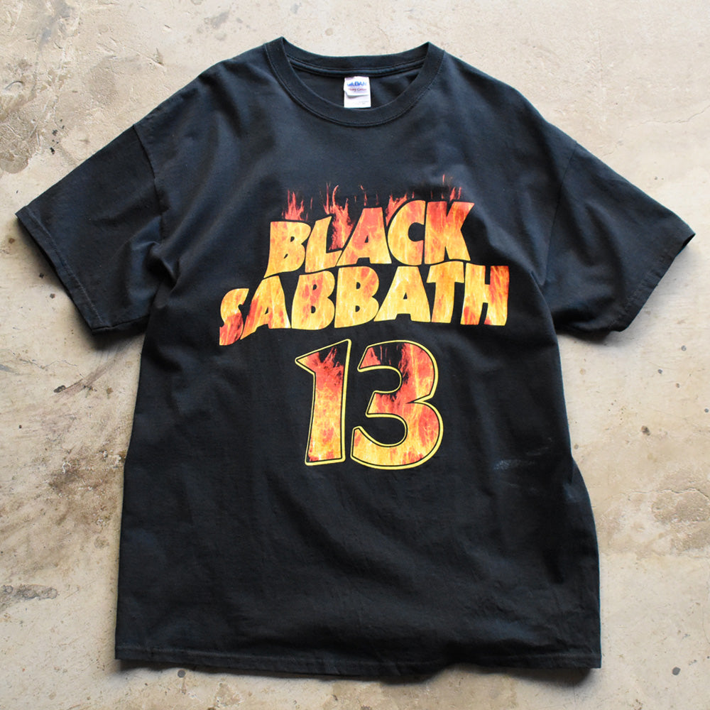 BLACKSABBATH2013年黒ボディツアーTシャツサイズ表記M BLACK SABBATH “TOUR 2013” メタル ロック Tシャツ 250705