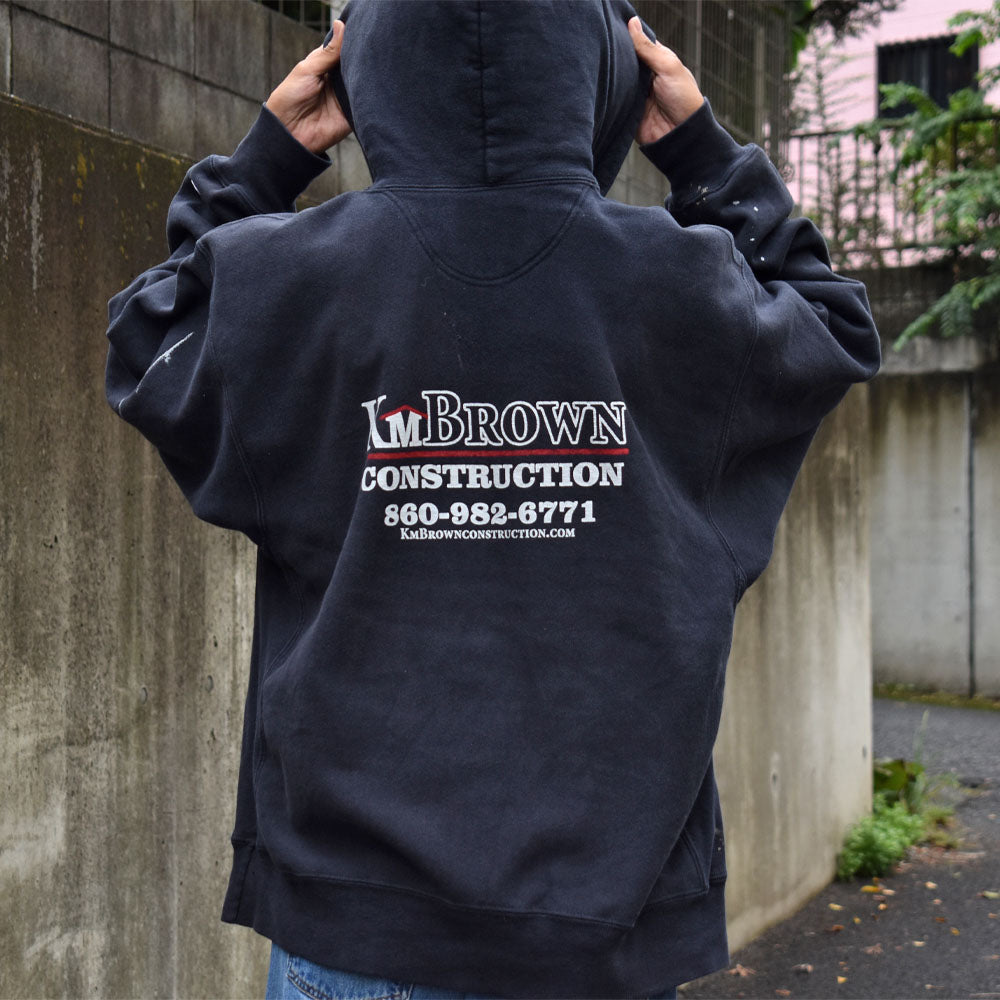 Y2K Champion/チャンピオン 雰囲気◎ “KM BROWN CONSTRUCTION” RWパーカー 230911