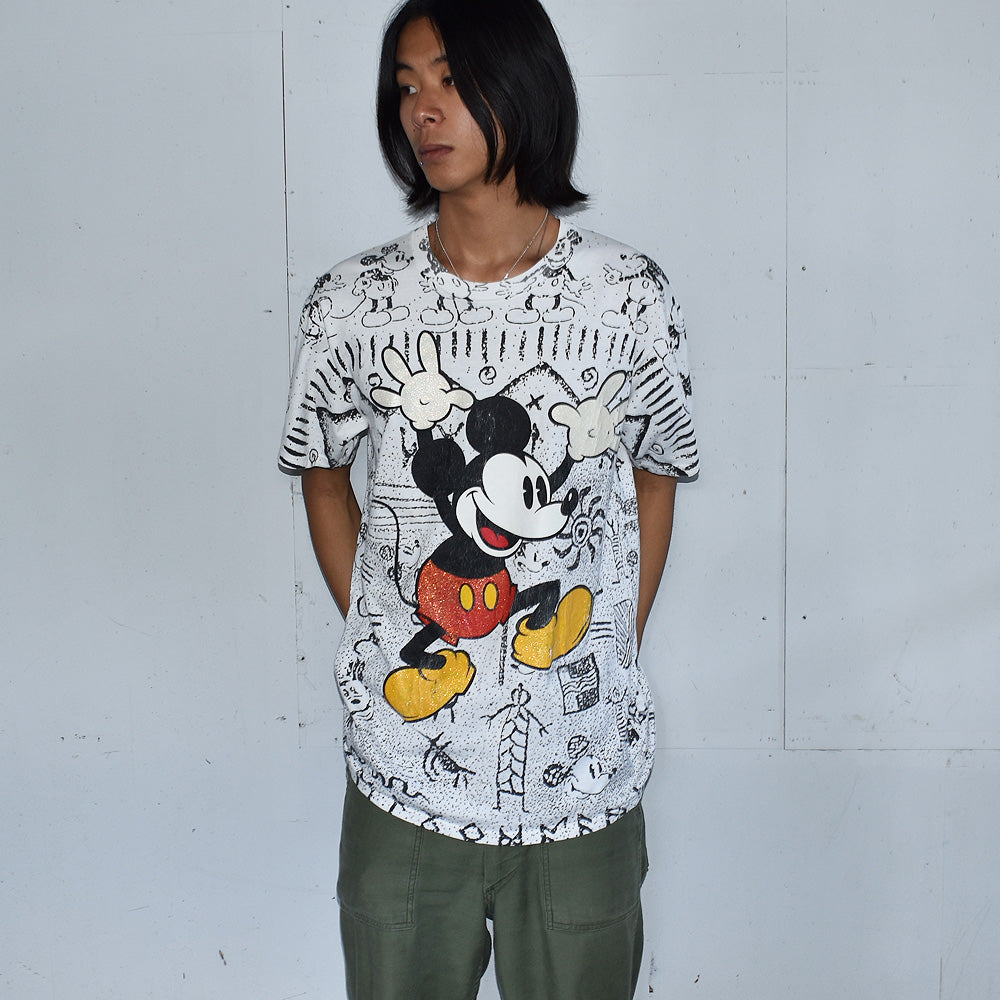 90’s Disney/ディズニー “Mickey” AOPプリント! Tシャツ USA製 230808