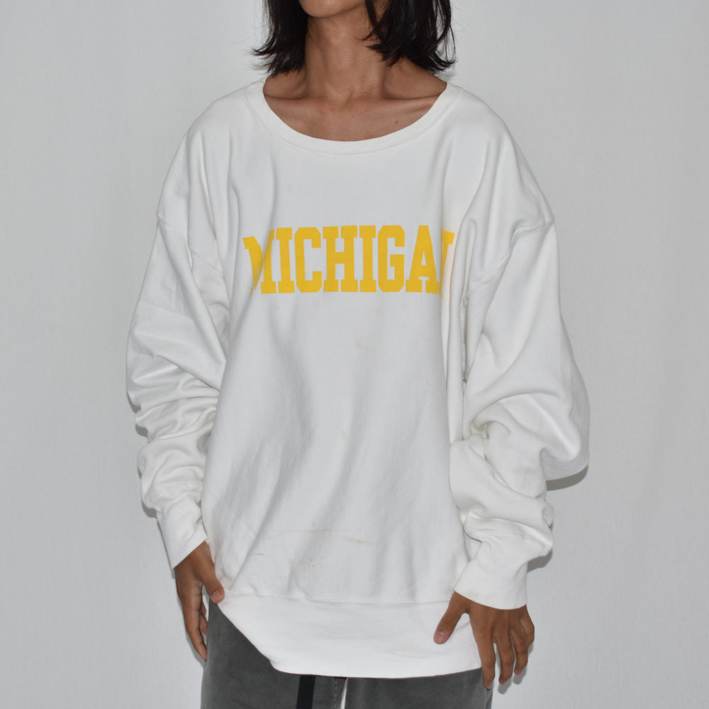 Y2K Champion “MICHIGAN” 白ボディ! RWスウェット 231105