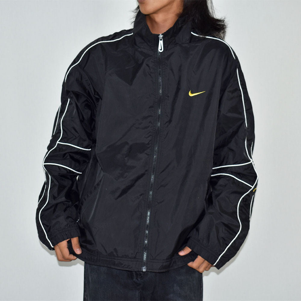 90’s NIKE swoosh 刺繍ロゴ ナイロンジャケット 230814