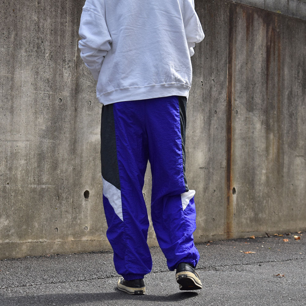 【楽天:399218-20241220-0209913301】80-90’s NIKE 銀タグ! ナイロントラックパンツ 230928
