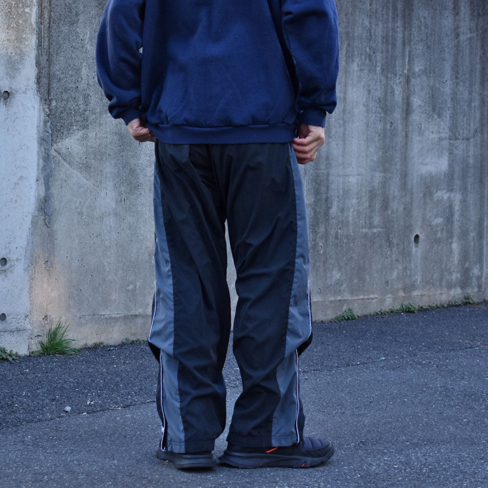 90’s REEBOK 裏地付き ナイロントラックパンツ 240226