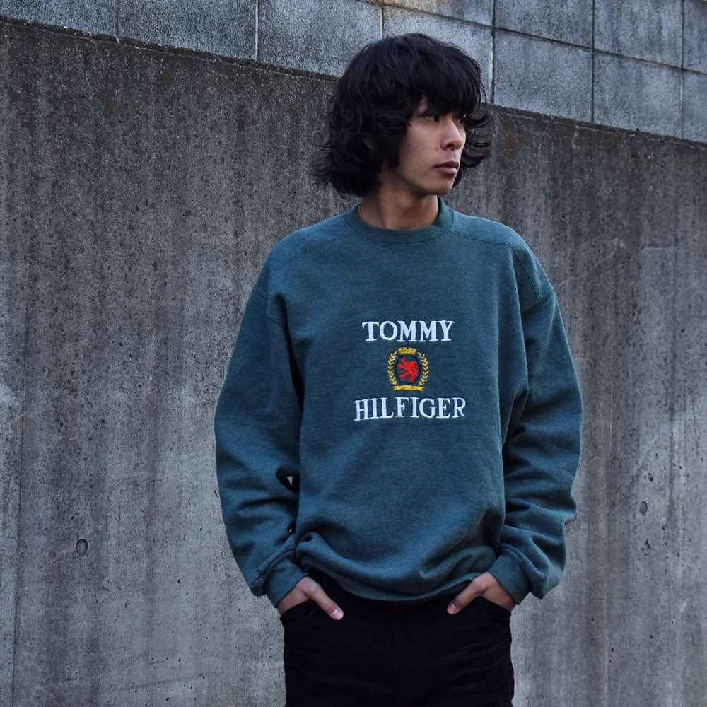 90’s ブートレグ TOMMY HILFIGER 刺繍ロゴ スウェット 231226
