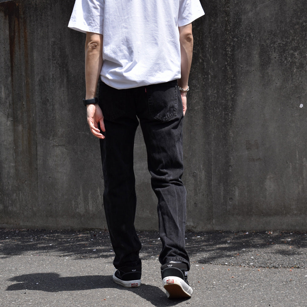 Levi's 505 ブラックデニムパンツ 240423
