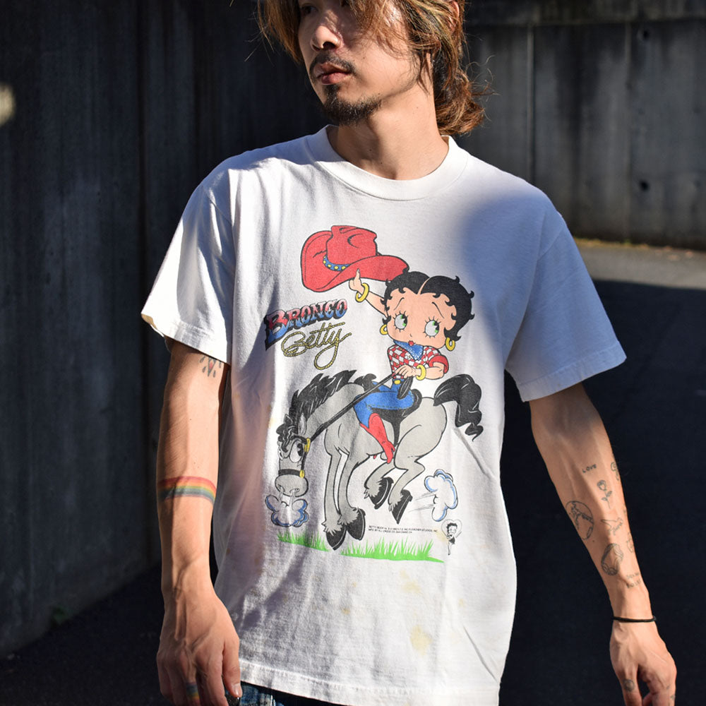 90's　Betty Boop/ベティ・ブープ ”BRONCO Betty” Tシャツ　USA製　230819