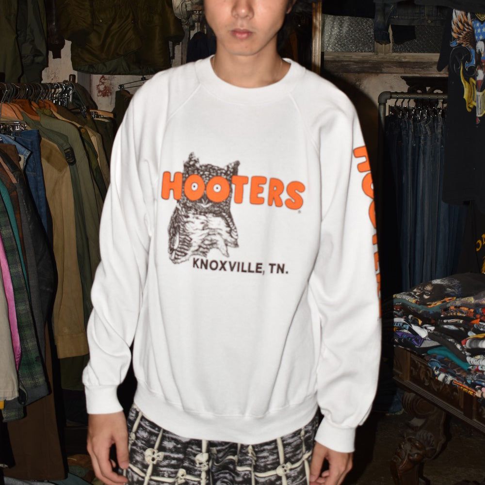 90's Hooters "MORE THAN A MOUTHFUL" スウェット USA製 260821H