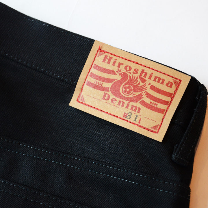 Hiroshima Denim スリムストレート 黒