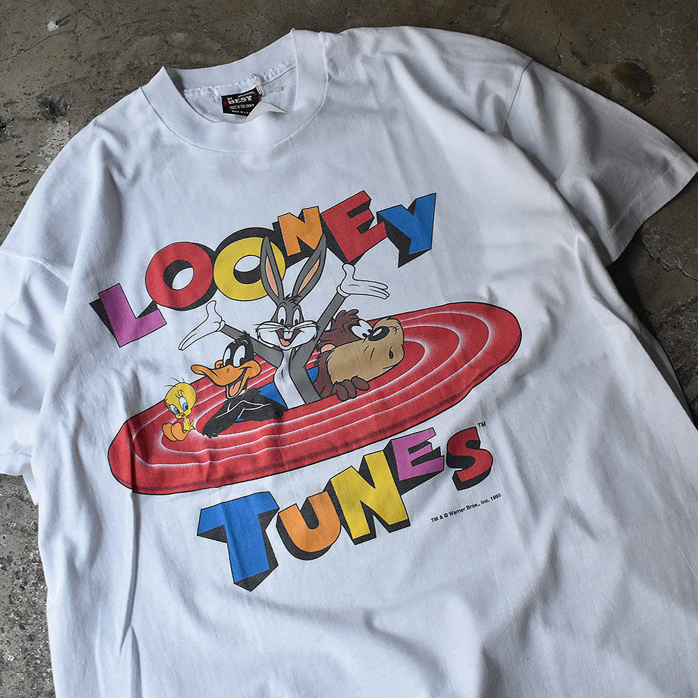 【希少】LOONEY TUNES ルーニーテューンズ　tシャツ