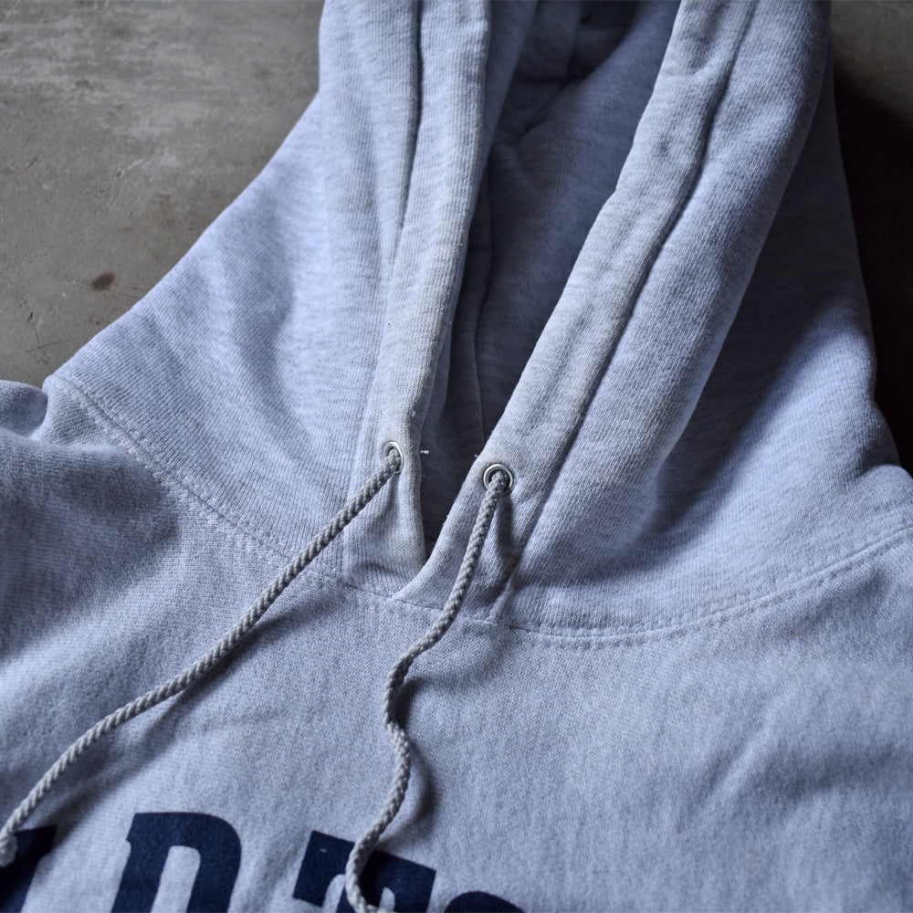 Y2K Champion/チャンピオン “Old Town Barns” 3段プリント RWパーカー 221202