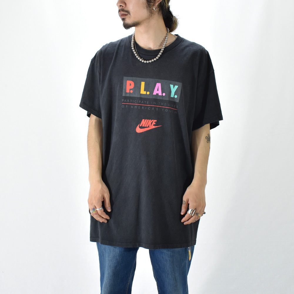 80’s NIKE “P.L.A.Y” ロゴ Tシャツ USA製 250427